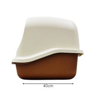 Sanitario cerrado para gatos con puerta abatible, tapa removible y base profunda. Ofrece privacidad, reduce la dispersión de arena y controla olores. Ideal para gatos que prefieren un espacio tranquilo y cómodo para su higiene.