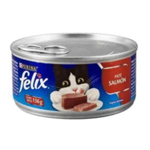 Paté de salmón con textura suave y apetecible, ideal para satisfacer el paladar de tu gato y hacer de cada comida un momento esperado.